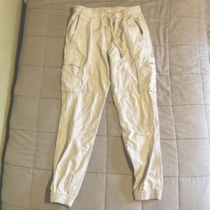 XS Off-white cargo joggers GAP™️